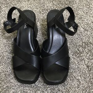 Soda Black Cross-Strap Sandals
